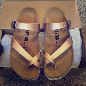 Bayton Womens sandals 🌸